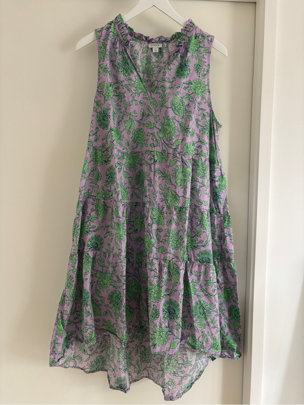 J Cree Sleeveless Lavender & Green Floral Tiered Gauzy Tunic